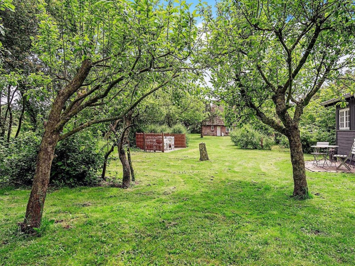 4 Person Holiday Home In T Nder Теннер Екстер'єр фото